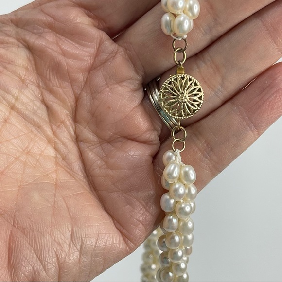 Vtg Twisted 18” Pearl style necklace - Picture 6 of 8